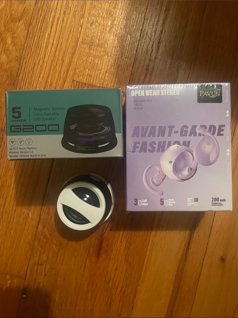 Headphones with LED speaker